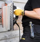 Skrapebladene sitt magasin er festet bak sliren til Flexiskrapen.. thumbnail